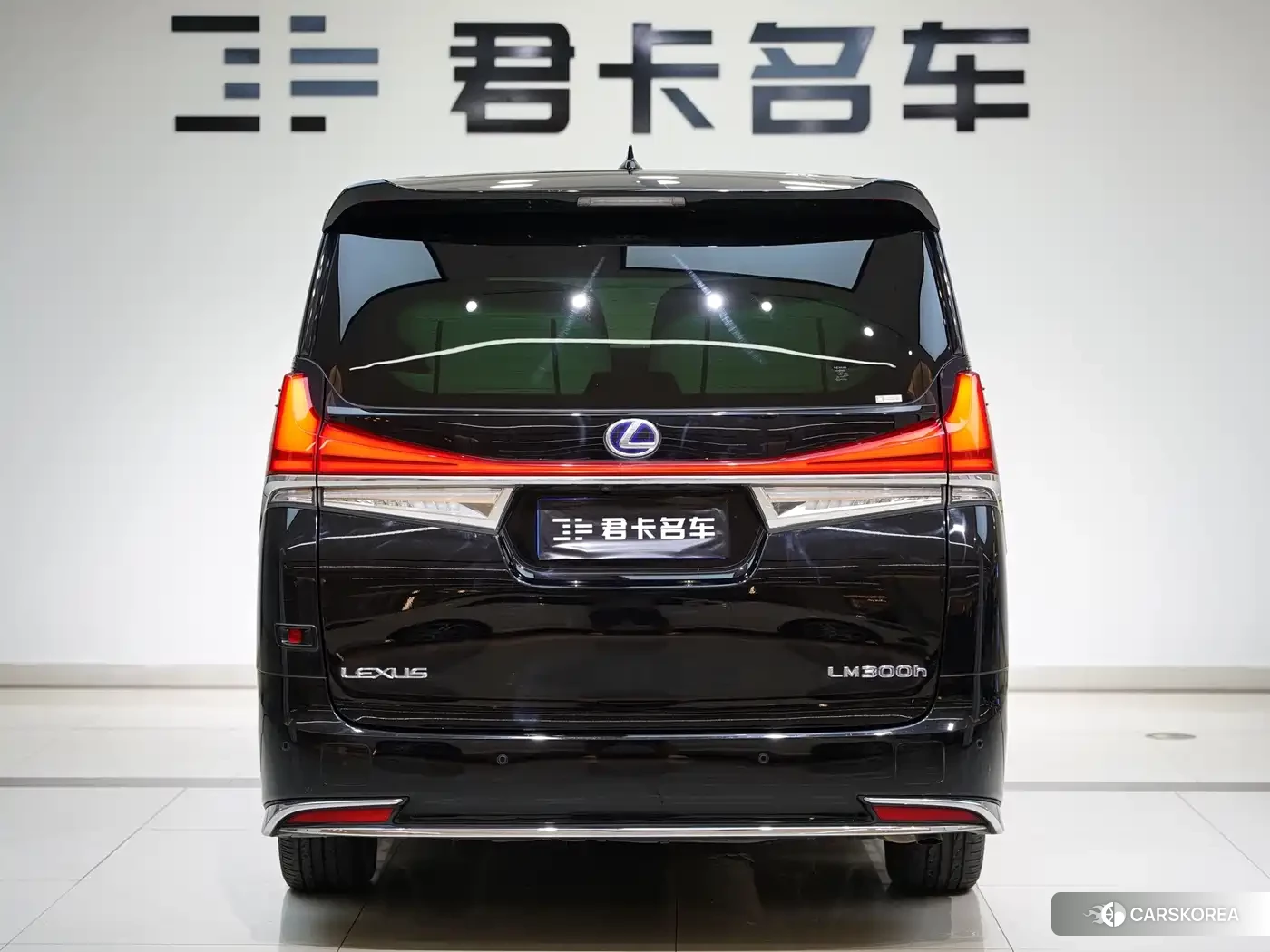 Lexus LM id 4559795 из Китая 11