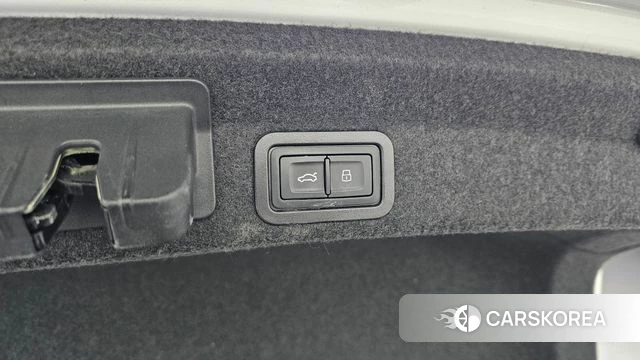 Audi A6 (C8) id 3942256 из Кореи 11