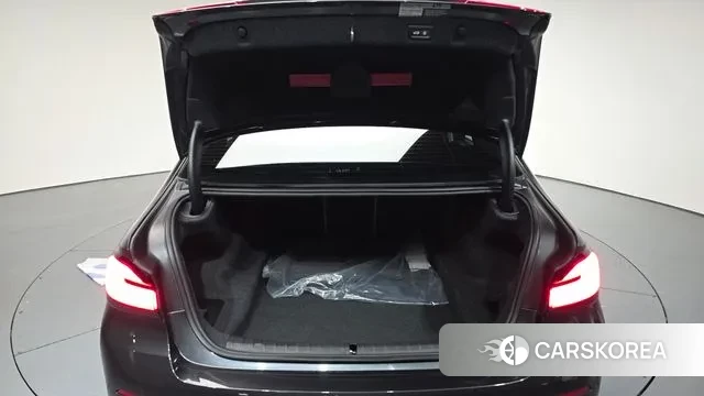 BMW 5 Series (G30) id 3383782 из Кореи 11