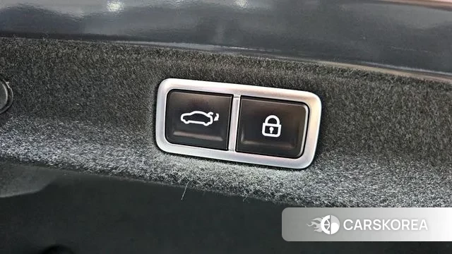 Hyundai Grandeur Hybrid (GN7) id 3624486 из Кореи 11