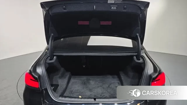 BMW 5 Series (G30) id 3452829 из Кореи 11