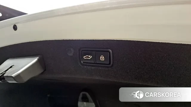 Hyundai The New Grandeur IG id 3546055 из Кореи 11