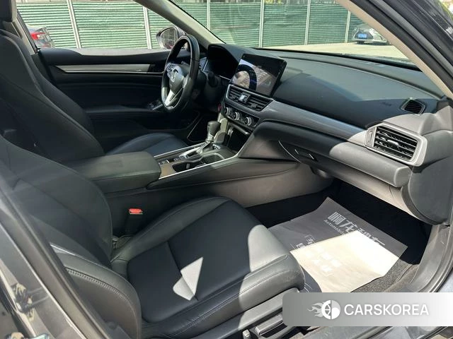 Honda Accord id 3920462 из Китая 11