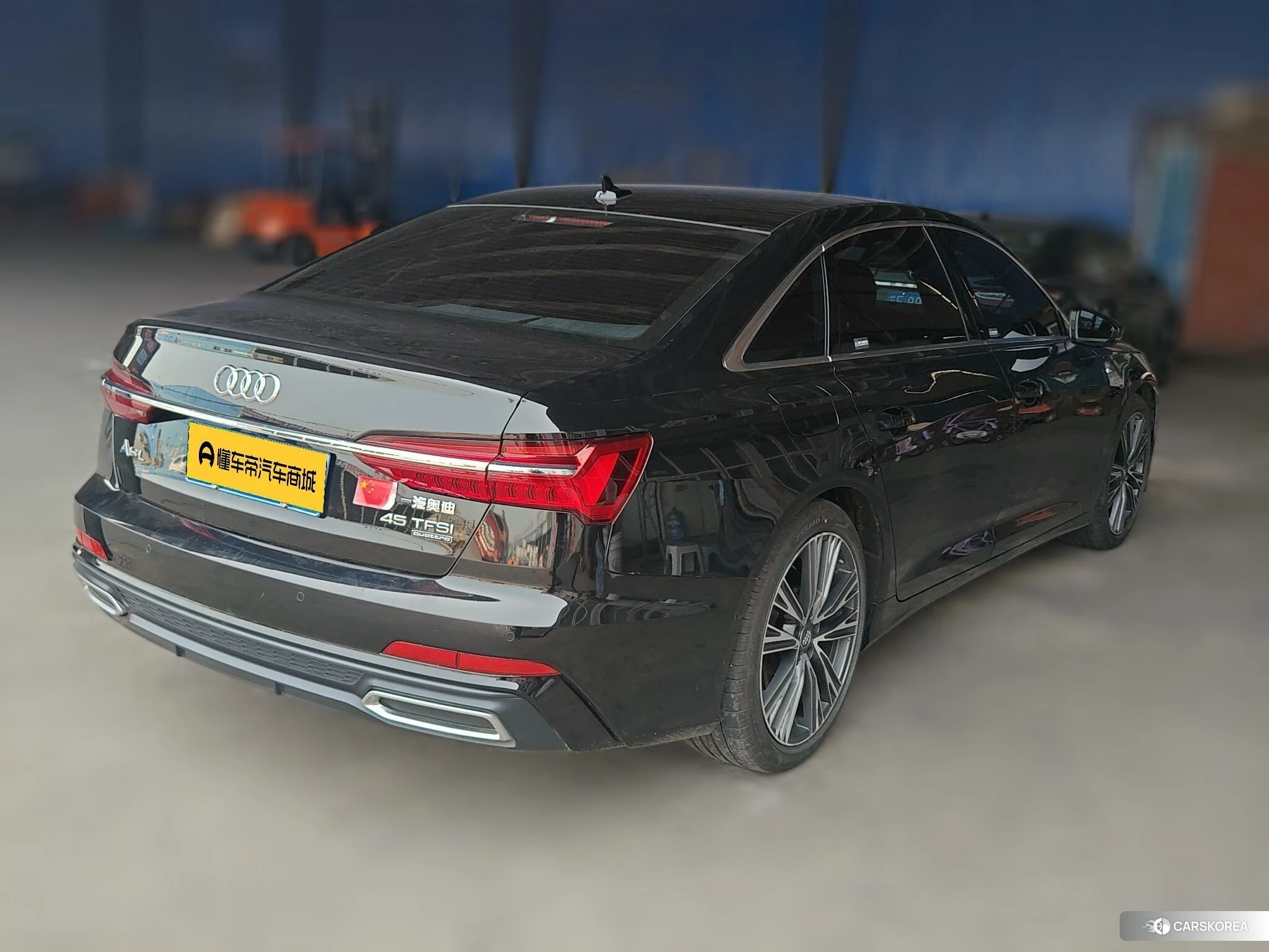 Audi A6L id 4515123 из Китая 11