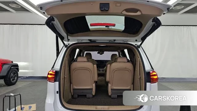 Kia The New Carnival id 3748419 из Кореи 11