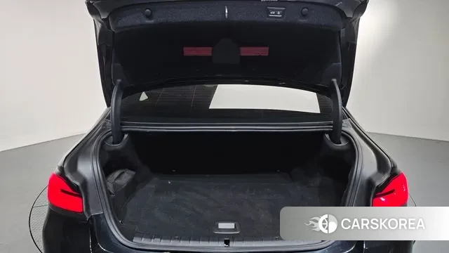 BMW 5 Series (G30) id 3344059 из Кореи 11