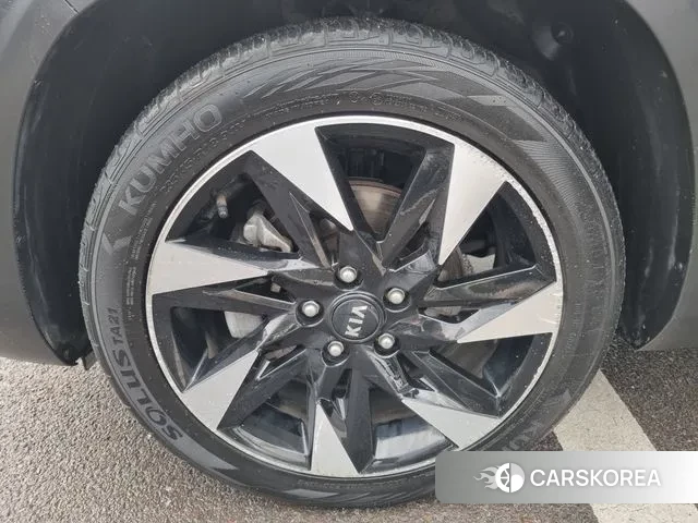 Kia Seltos id 3473521 из Кореи 11