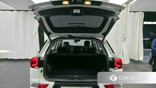 Ssangyong Beautiful Korando id 3879618 из Кореи 11