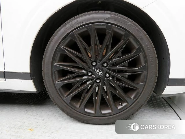 Hyundai Grandeur (GN7) id 4585103 из Кореи 11
