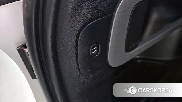 Jeep Cherokee (KL) id 3161973 из Кореи 11