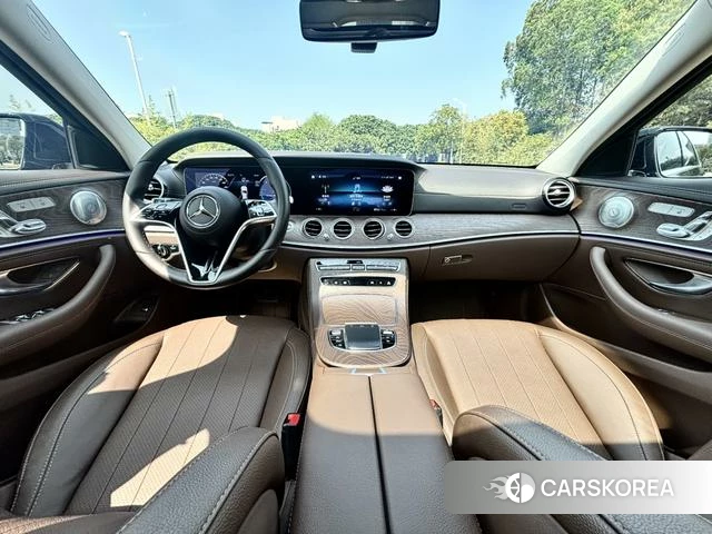 Mercedes-Benz E-class id 4276720 из Китая 11