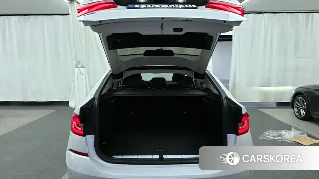 BMW 6 Series GT (G32) id 3393843 из Кореи 11