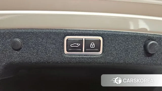 Hyundai Grandeur (GN7) id 2988695 из Кореи 11