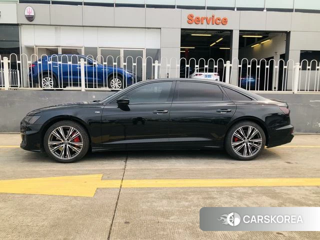 Audi A6L id 4368369 из Китая 11