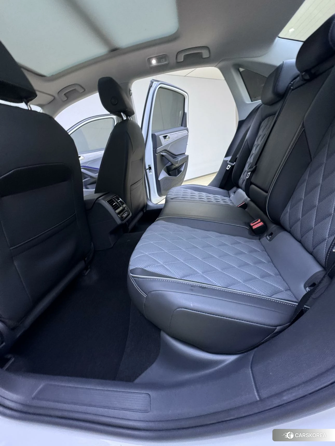 Volkswagen Sagitar id 4514834 из Китая 11
