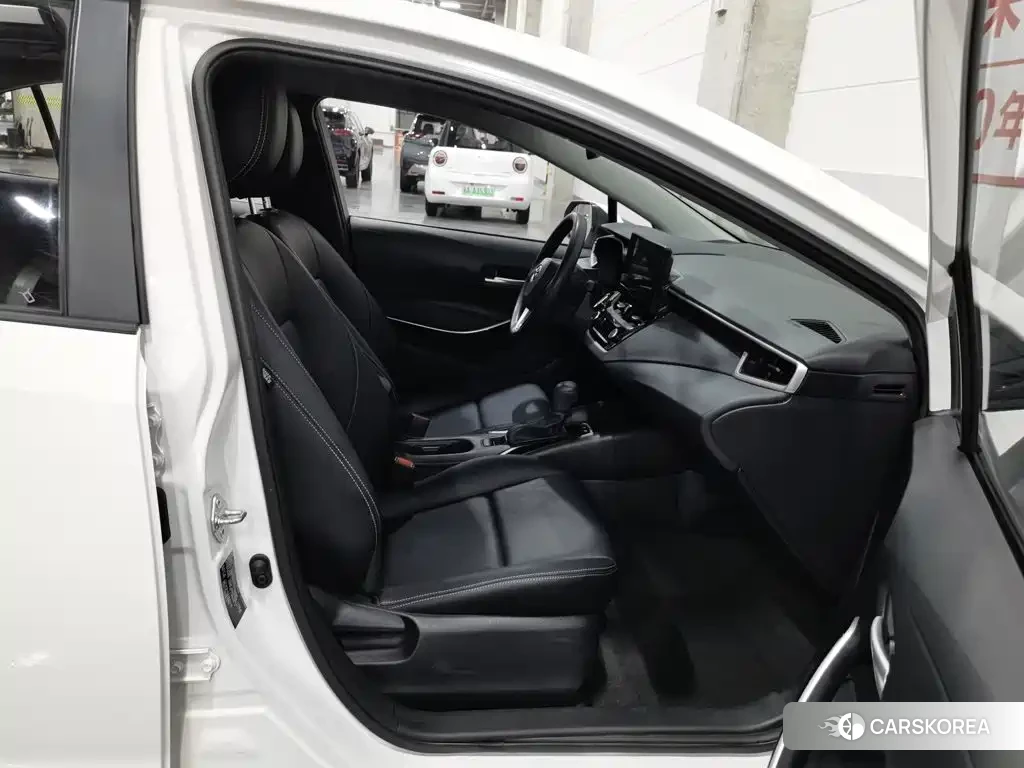 Toyota Corolla id 4576331 из Китая 11