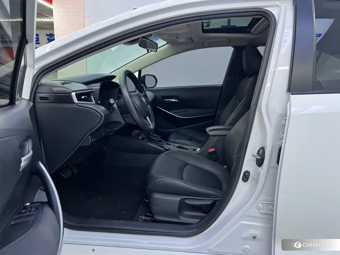 Toyota Corolla id 4622614 из Китая 11