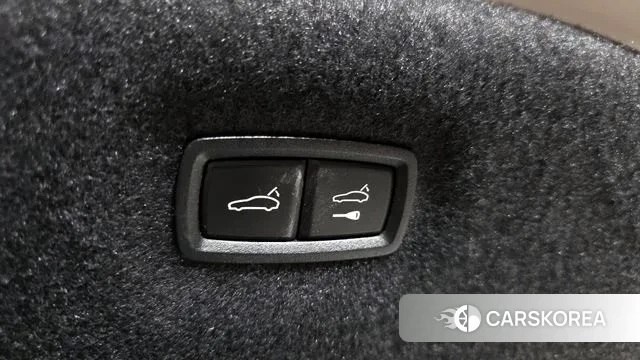 Porsche Taycan id 3546099 из Кореи 11