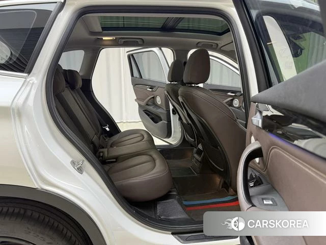 BMW X1 id 4368178 из Китая 11