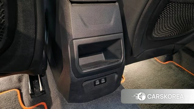 BMW 1 Series (F40) id 4409991 из Кореи 11