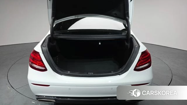 Mercedes-Benz E-Class W213 id 3861526 из Кореи 11