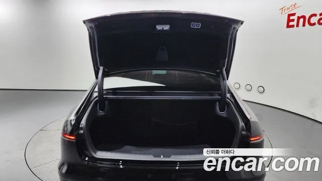 Hyundai Grandeur (GN7) id 2867837 из Кореи 11