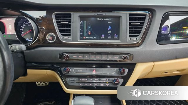 Kia The New Carnival id 4246222 из Кореи 11