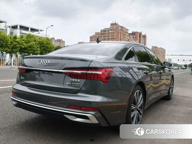Audi A6L id 4353105 из Китая 11