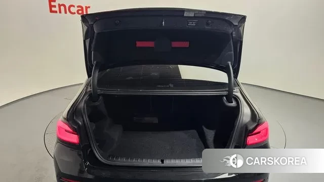 BMW 5 Series (G30) id 3634371 из Кореи 11