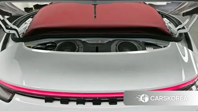 Porsche 911(992) id 3163930 из Кореи 11