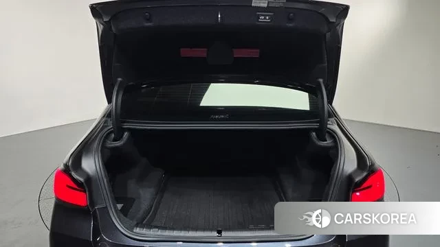 BMW 5 Series (G30) id 3432713 из Кореи 11