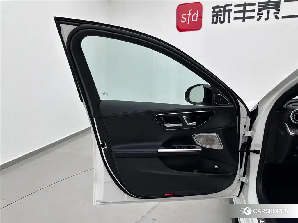Mercedes-Benz C-class id 4577538 из Китая 11