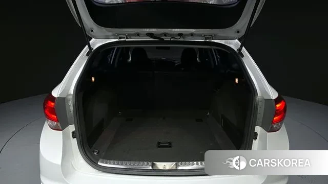 Hyundai The New i40 id 3651976 из Кореи 11