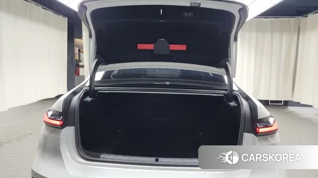 BMW 7 Series (G70) id 3610197 из Кореи 11