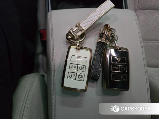 Jaguar E-PACE id 3937057 из Кореи 11