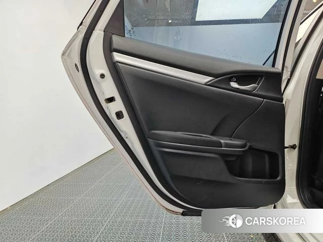 Honda Civic id 4271063 из Китая 11