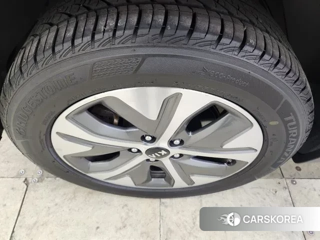 Kia Niro EV id 3399601 из Кореи 11