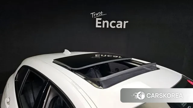 BMW 1 Series (F40) id 3011028 из Кореи 11