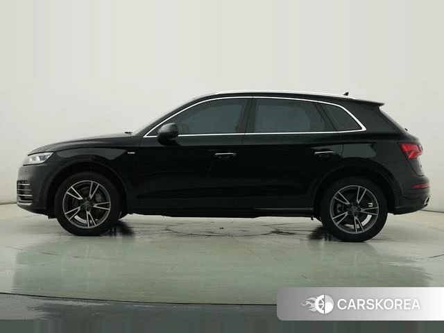 Audi Q5L id 4273667 из Китая 11