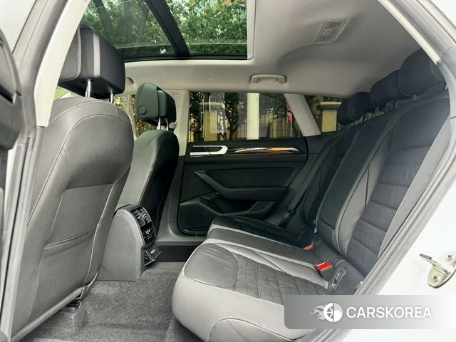 Volkswagen CC id 4276407 из Китая 11