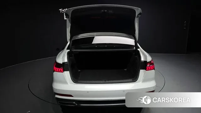 Audi A6 (C8) id 3120388 из Кореи 11