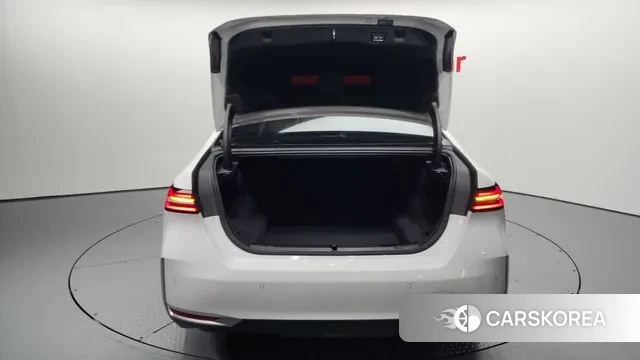 BMW 5 Series (G60) id 3420386 из Кореи 11