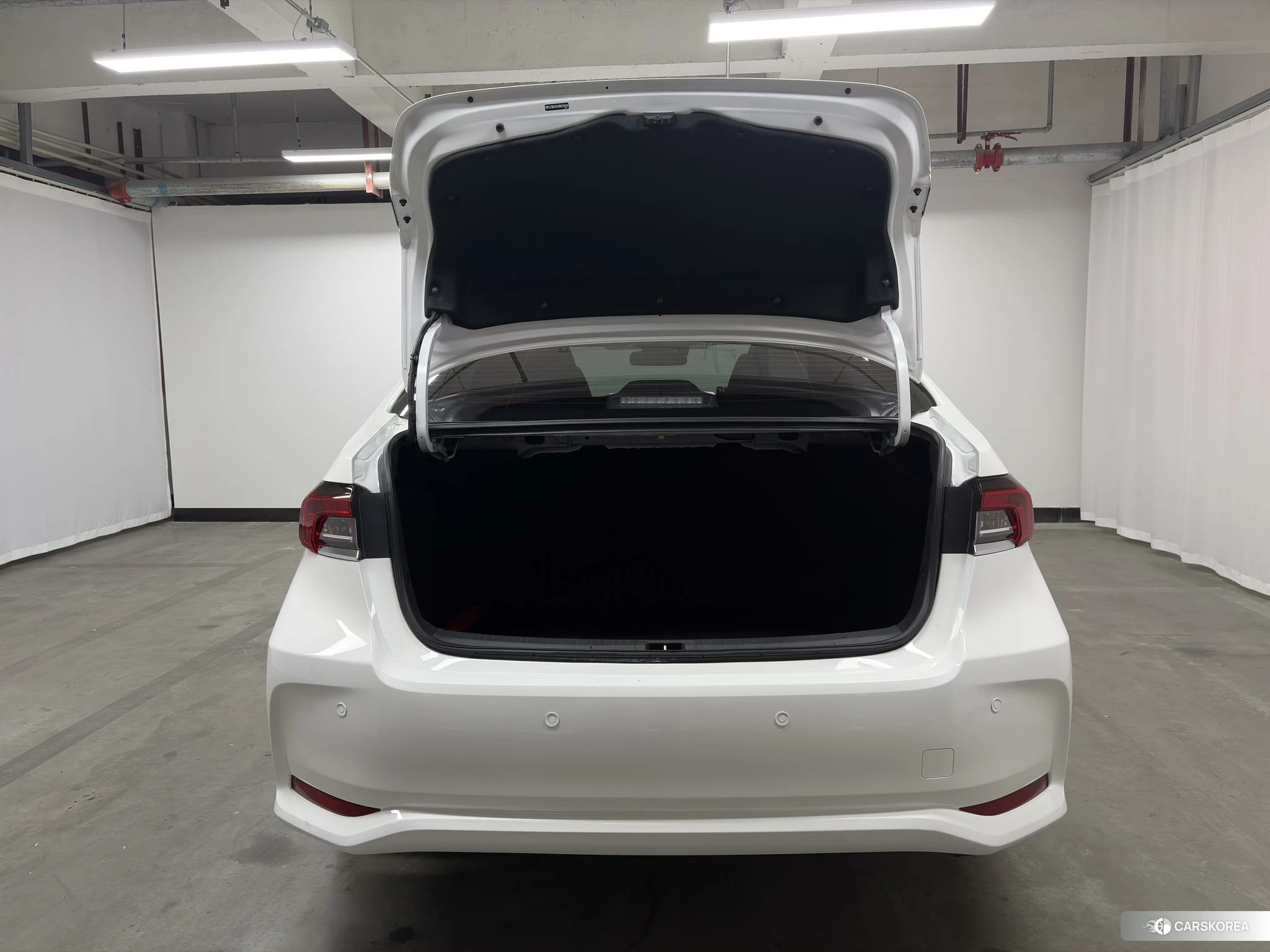 Toyota Corolla id 4468050 из Китая 11