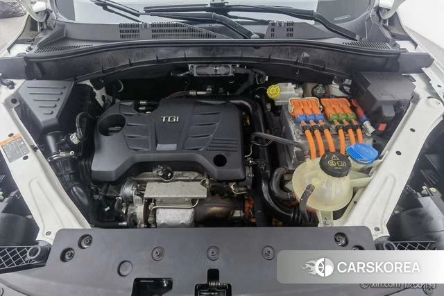 Roewe eRX5 id 3913786 из Китая 11