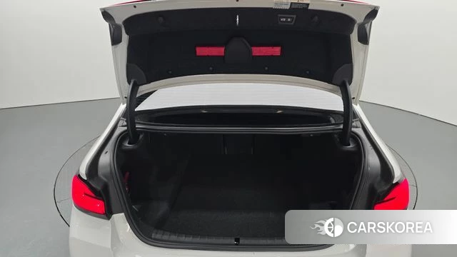 BMW 5 Series (G30) id 4343321 из Кореи 11