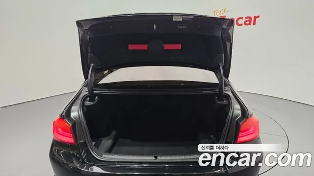 BMW 5 Series (G30) id 2860703 из Кореи 11