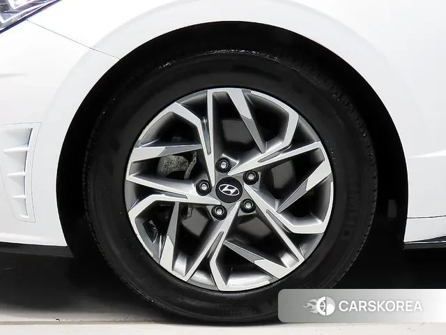 Hyundai Sonata (DN8) id 2930979 из Кореи 11