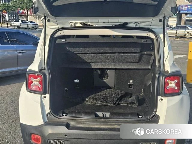 Jeep Renegade id 3806236 из Кореи 11