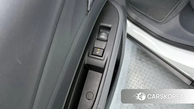 Chevrolet (GM Daewoo) Bolt EV id 3018442 из Кореи 11