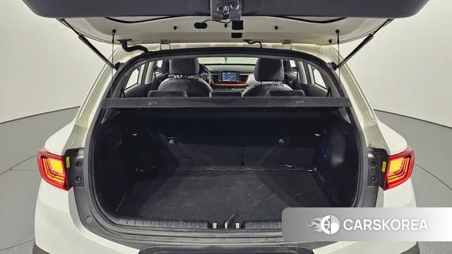 Kia Stonic id 3418268 из Кореи 11